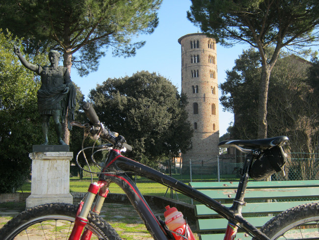 Emilia Romagna cycling by Lonely Planet