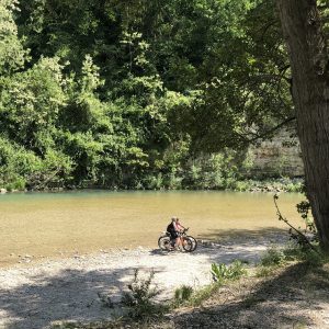 Lungo il fiume Esino presso Angeli